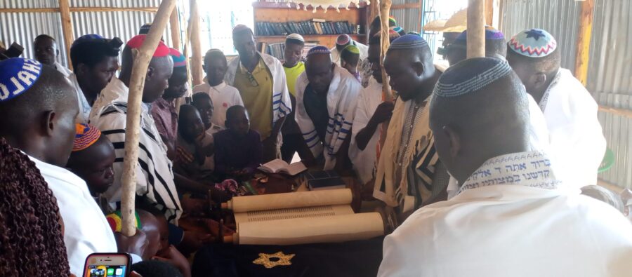 Sefer Torah Finally Arrives at KKSY